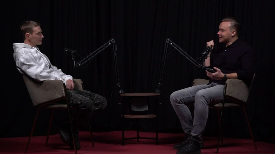 На каком софте лучше работать при монтаже, видеоэффектах или 3D-моделировании? Можно ли их совмещать? Стоит ли разбираться во всём софте, который касается компьютерной графики? И насколько важна команда?