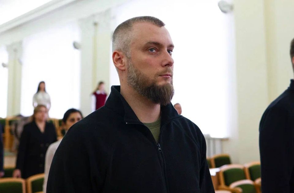 Максим Величко: Провели плановое заседание Народного Совета ЛНР