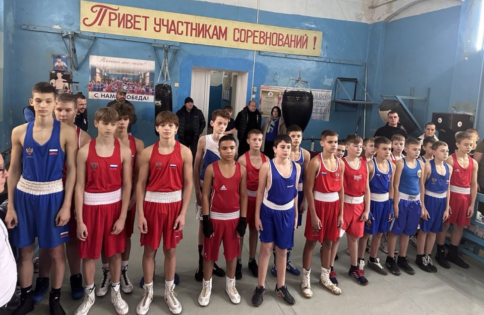 В Луганске открылся городской турнир по боксу