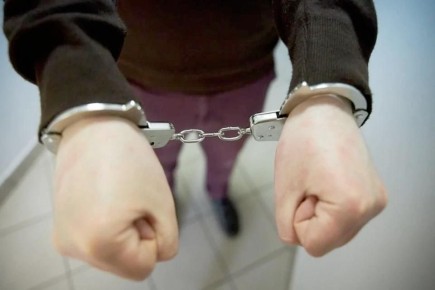 В Луганске задержали 21-летнего курьера мошенников