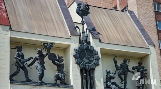 Луганский театр кукол начал продавать билеты онлайн