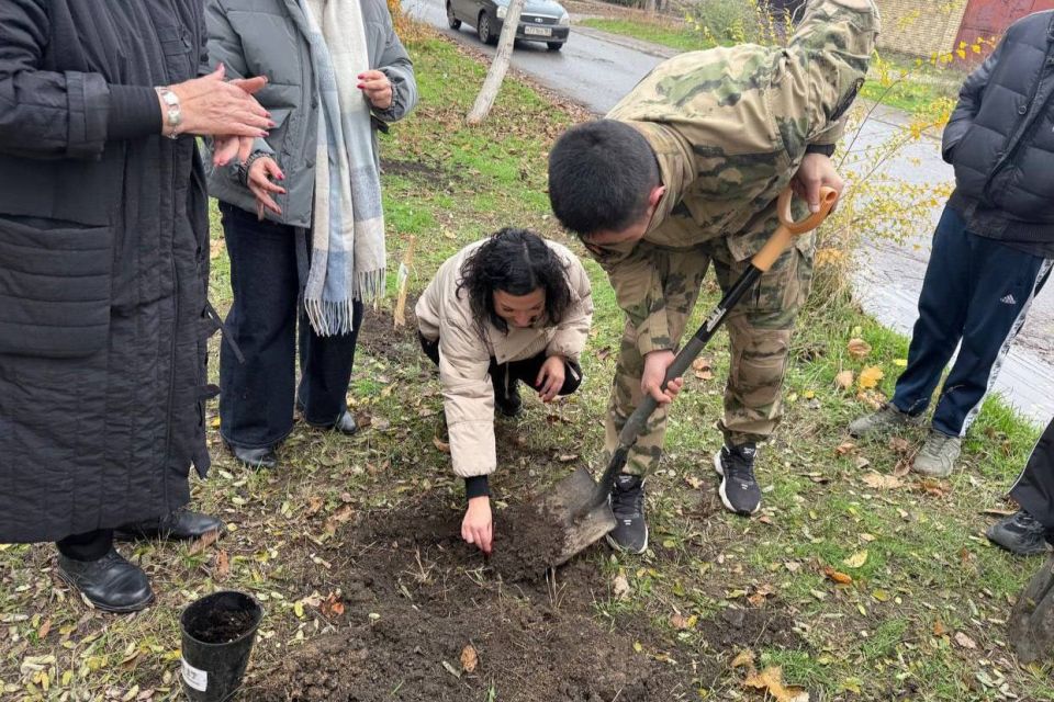 Луганске росгвардейцы приняли участие в экологических акциях
