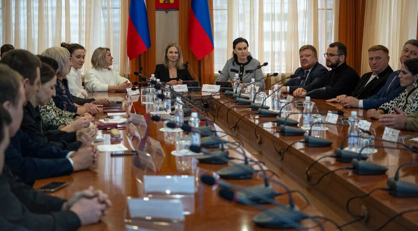 Пульс региона: к некоторым новостям про ЛНР и вокруг нее за 4 ноября