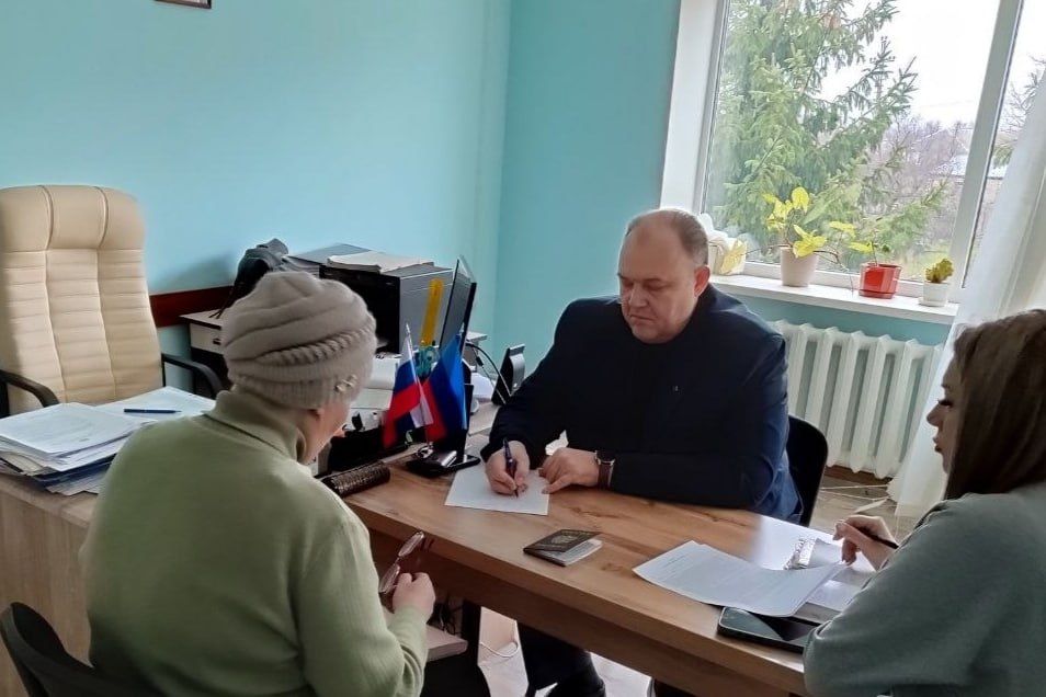 Работа депутатов с жителями республики