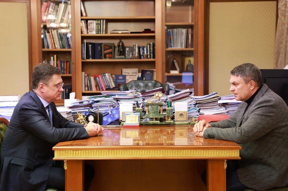 Александр Новак встретился с главой ЛНР Леонидом Пасечником