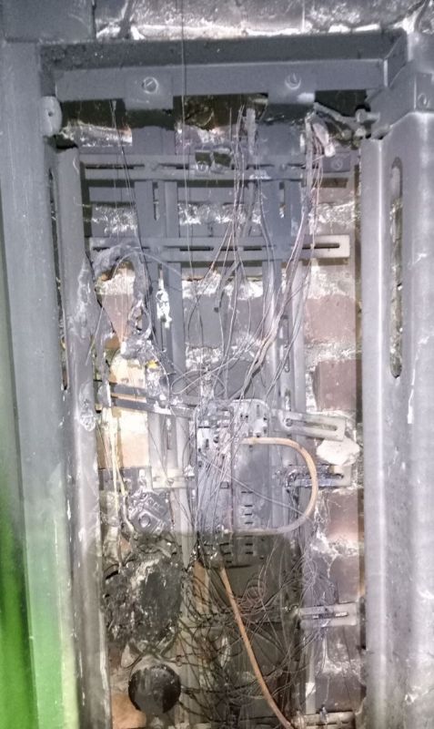 Из-за самовольного вмешательства в работу коммуникаций дома произошла авария в Артёмовском районе Луганска