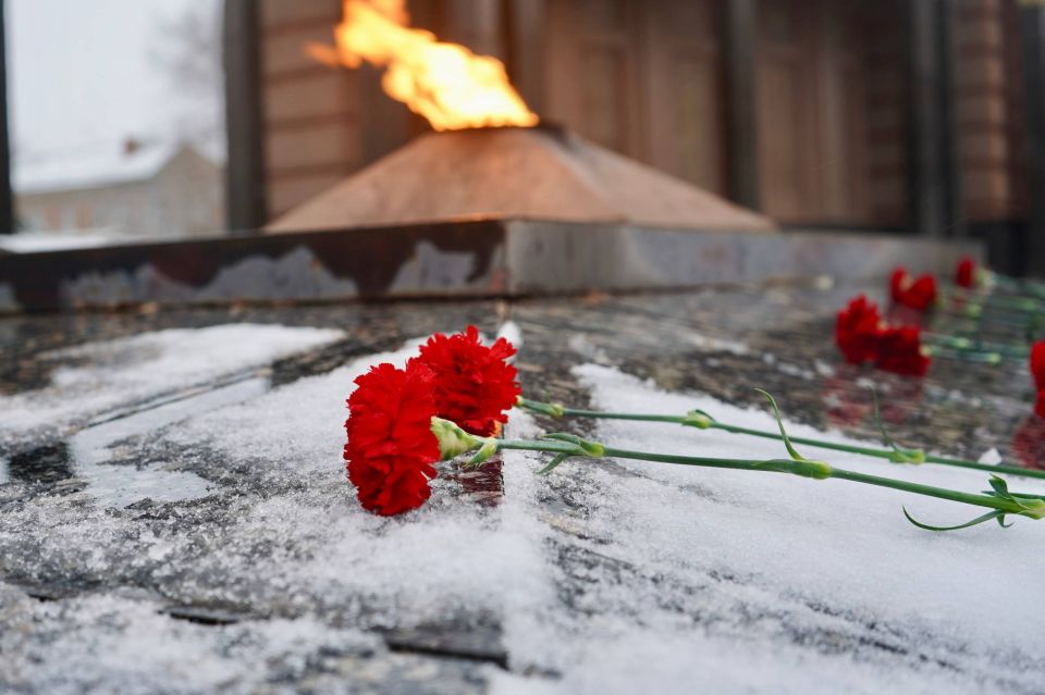 ���� ������ ���������: ������ � �������������