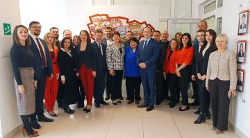 Директор ГБУ ЛНР «МФЦ» Виталий Седых принял участие в работе комиссии по подтверждению статуса учреждения-образца федерального уровня