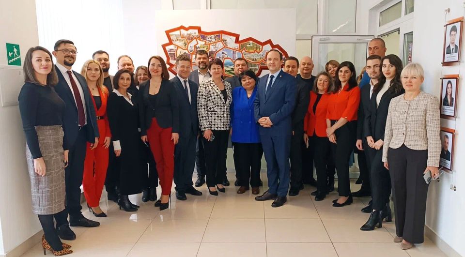 �������� ��� ��� ���ֻ ������� ����� ������ ������� � ������ �������� �� ������������� ������� ����������-������� ������������ ������