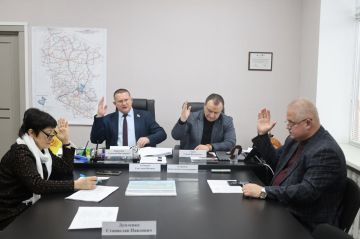 АКТУАЛЬНЫЕ ВОПРОСЫ. 11 декабря провел очередное заседание Комитета Народного Совета ЛНР по инфраструктуре, на котором обсудили вопросы жилищно-коммунального хозяйства ЛНР