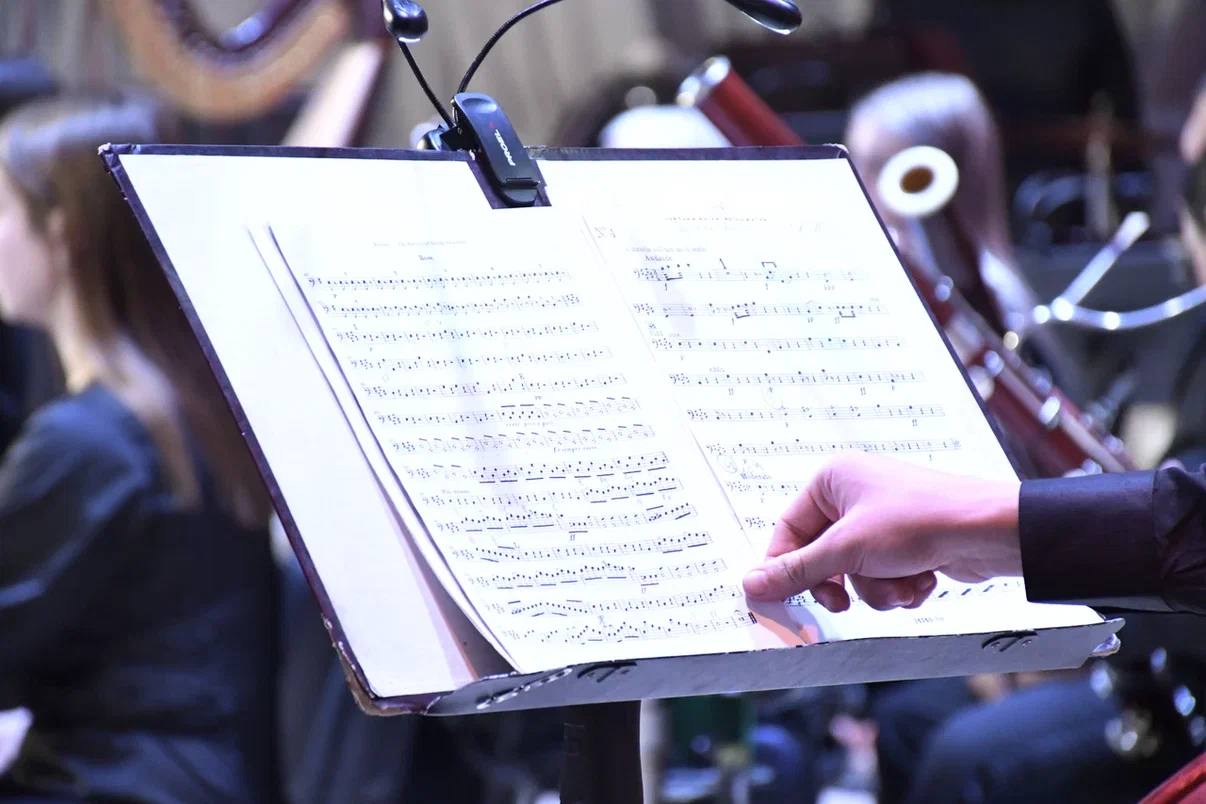 В зале Луганской академической филармонии прошел изысканный «Вечер бельканто», перенесший слушателей в Италию эпохи расцвета вокального искусства