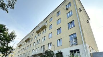 Закон о бесхозяйном имуществе позволит дать жилье сиротам, семьям и участникам СВО — депутат