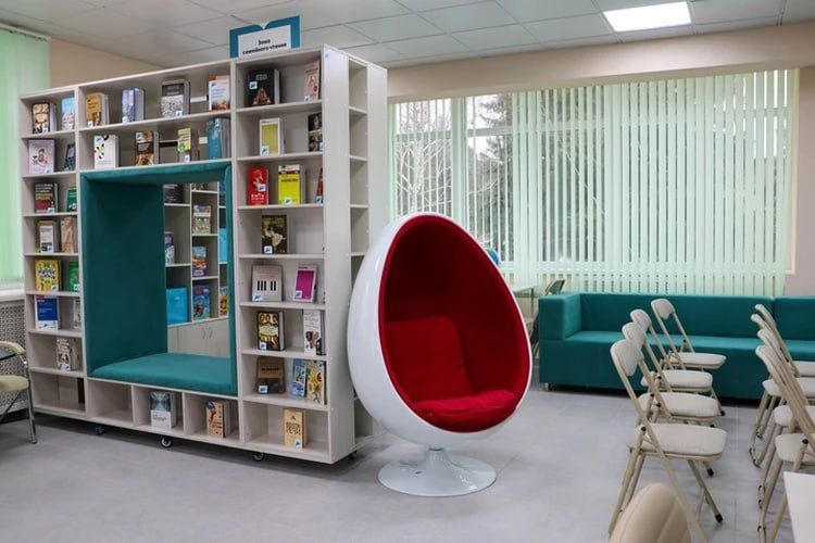 Современное оборудование, игры, книги: В Марковке открылась модельная библиотека нового поколения