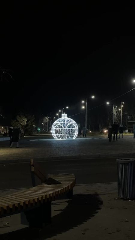 На Городке в Луганске установили новую инсталляцию