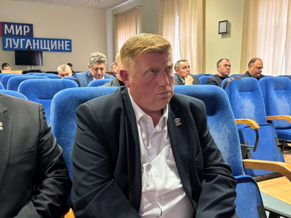 Василий Леонов: «Поддержка наших защитников, ветеранов и семей военнослужащих – это вопрос номер один для общественной приемной «Единой России» в ЛНР»