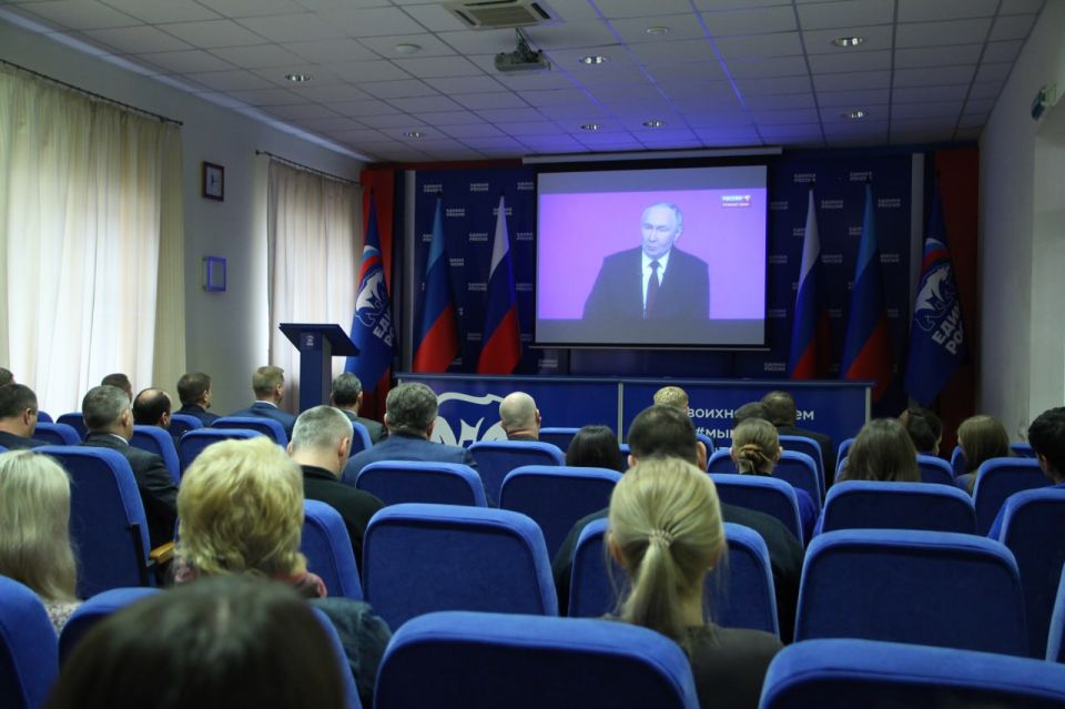 Сергей Диденко: «Инфраструктура ЛНР развивается, мы видим как строятся как дороги местного значения, так и федеральные трассы»