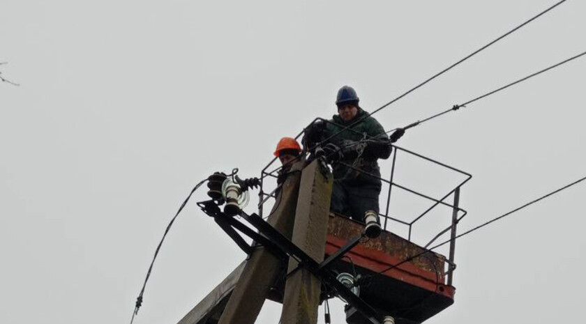Луганскэнерго в 2026 году отремонтирует воздушные линии в трех округах