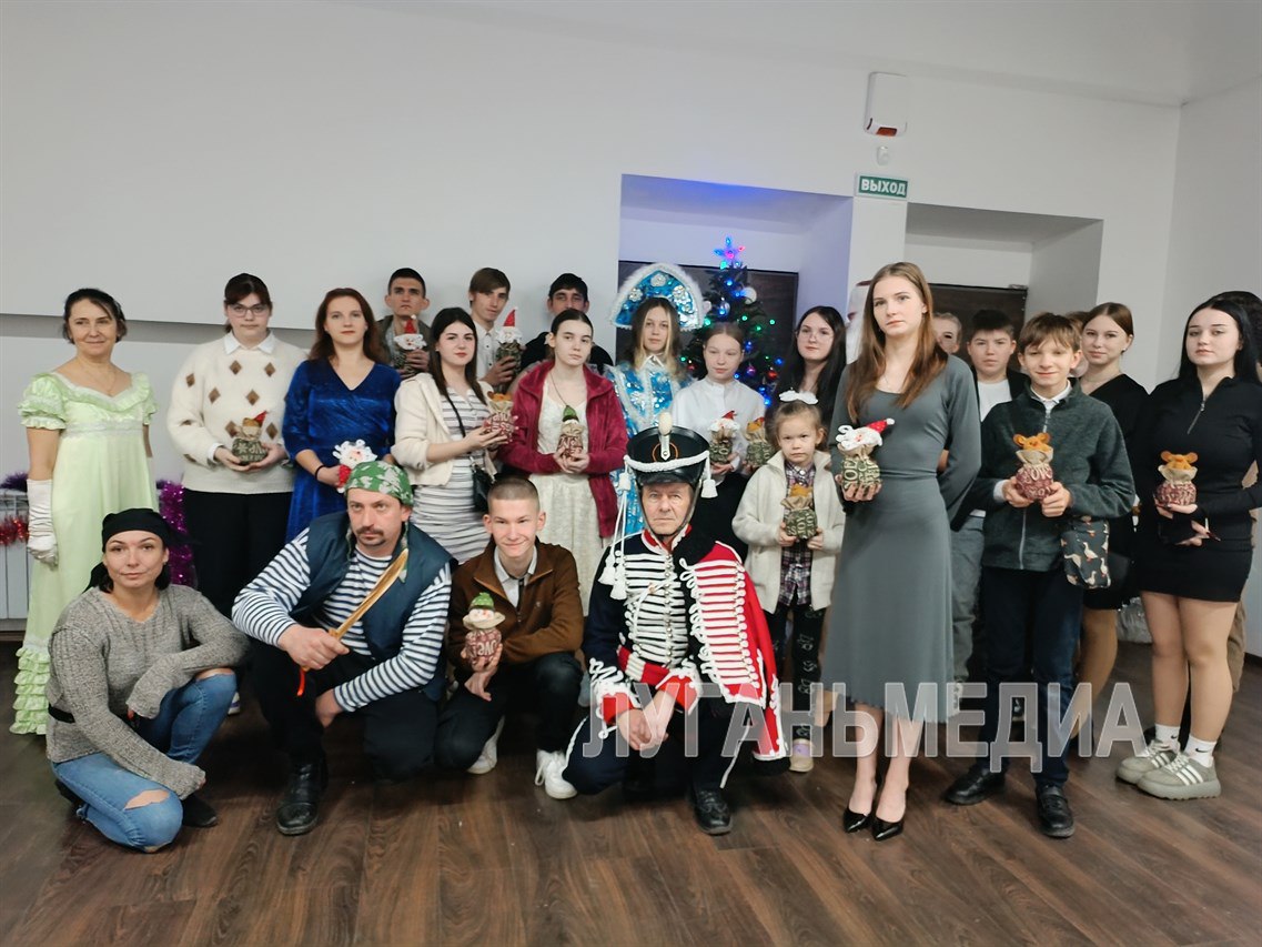 В Станично-Луганском музее донского казачества состоялся Бородинский бал