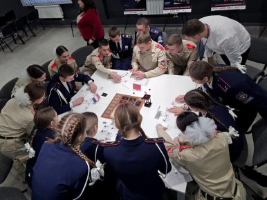 Больше, чем в других регионах страны: Луганское отделение РВИО открыло 28 профильных классов