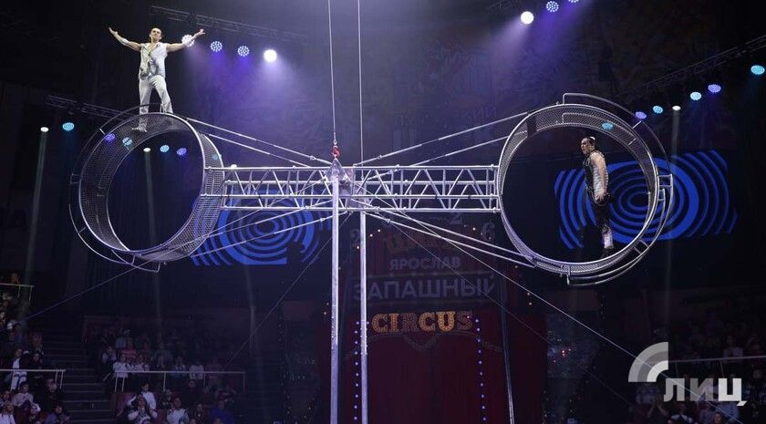 Глава ЛНР исполнил желание девочки из Счастья побывать в Луганском цирке