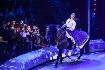 ������� 800 ���� ������� ���, � ��� ����� ���� ���������� ����������� ������� ��������, ����������� � ��������� ���������, � ����� ���� � ������������� ��������, �������� ���������� ������������� � ��������� �����