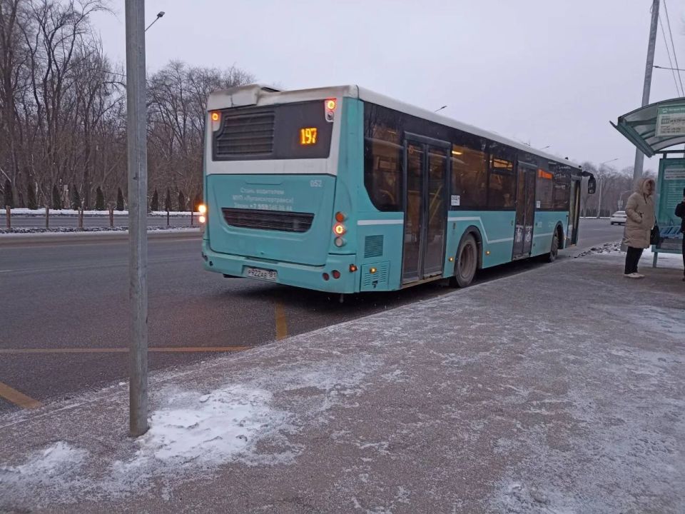 В новогодние праздничные дни городской транспорт Луганска работал в усиленном режиме
