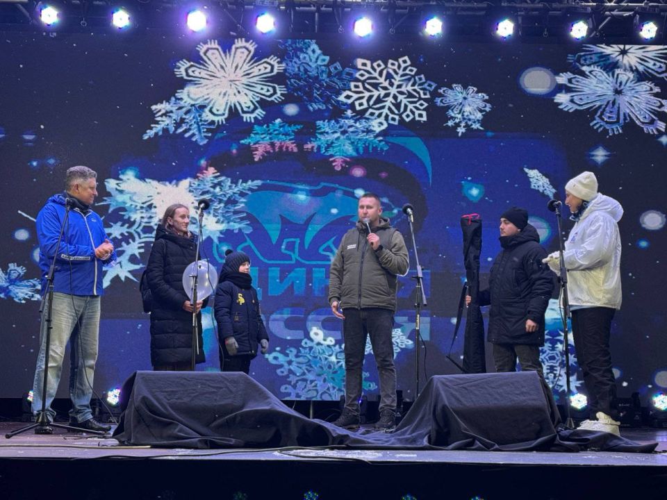 Владимир Якушев исполнил мечту мальчика из ЛНР в рамках акции «Ёлка желаний»