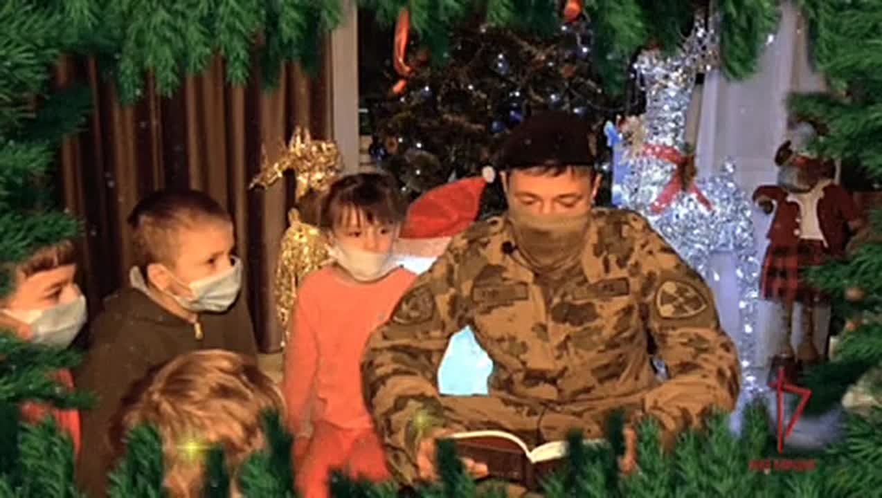 В Луганске состоялась акция «Рождественские вечера с Росгвардией»