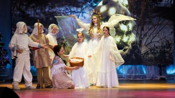 В луганском Дворце культуры состоялся Епархиальный Рождественский концерт