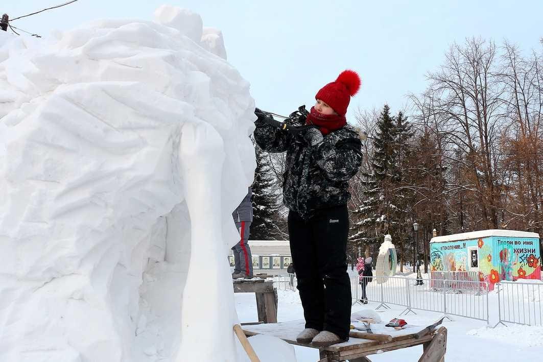 Команда из Луганска примет участие в фестивале снежной скульптуры в Новосибирске