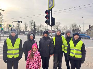 Акция «Засветись!» в Луганске: безопасность пешеходов в приоритете