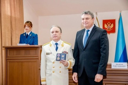 "У каждого из них важная и ответственная миссия": В ЛНР наградили сотрудников прокуратуры