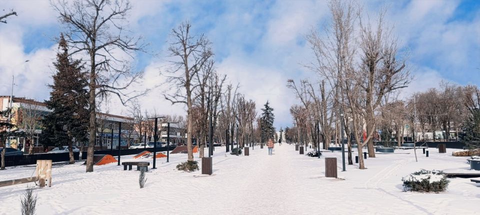 Луганск в снегу — это не просто город, а сказка!