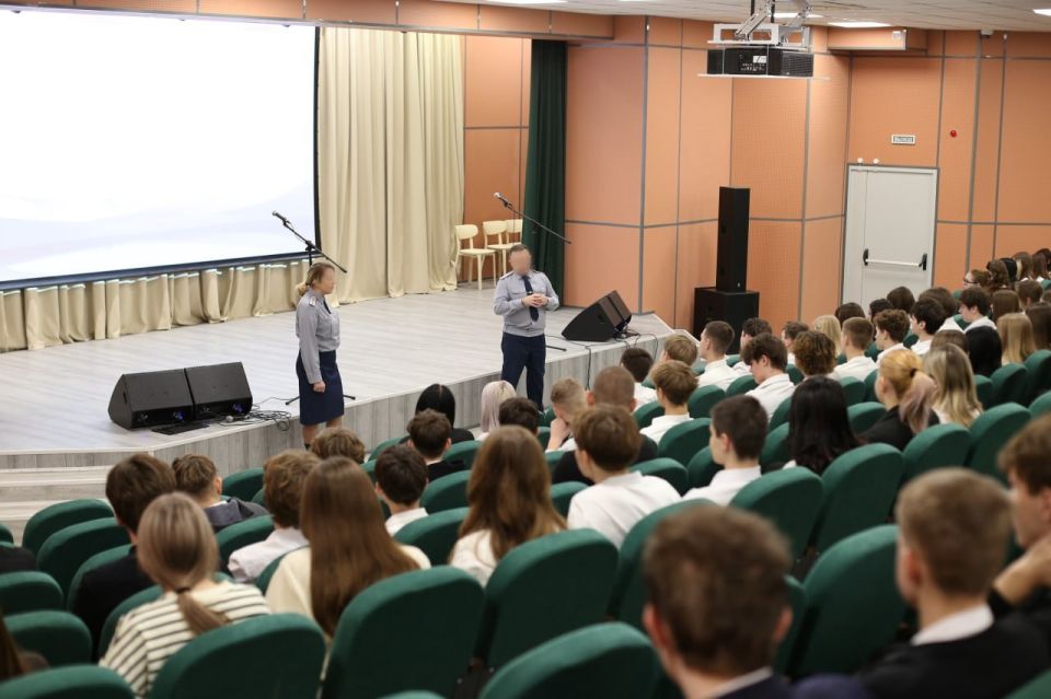 В региональном УФСИН продолжается профориентационная работа с выпускниками
