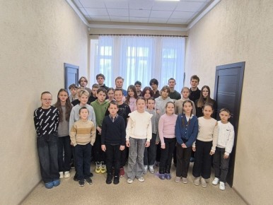 17-18 января в Луганской «Академии шахмат» прошло Первенство ЛНР по быстрым шахматам среди юниоров и юниорок до 21 года