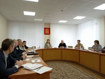 Состоялось очередное заседание комиссии по безопасности дорожного движения