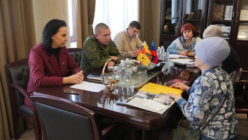 Яна Пащенко провела встречу с семьей погибшего участника СВО