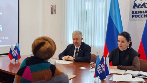 Виктор Водолацкий: В рамках региональной недели, провел очередной прием граждан в городе Луганске