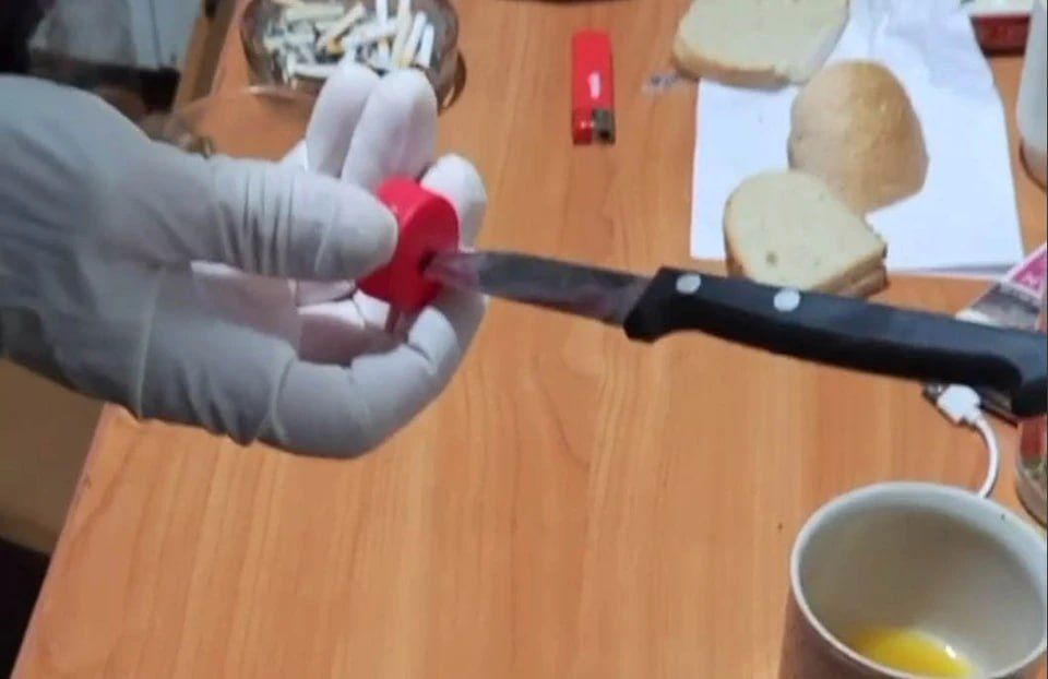 В Свердловске женщину арестовали за покушение на убийство 7-летней девочки