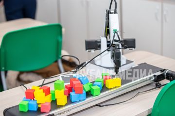 � ��������� ���������-�������� �����-��������� ����� ������ �������� ������� ������ �������� ������� ������ �������������� Dobot�