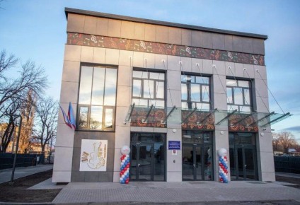 Из долгостроя — в храм музыки: в Луганске восстановили музыкальную школу №2