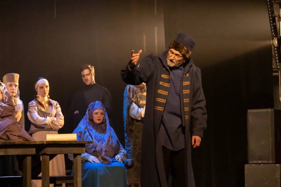 ����������� ����� ����� ����������� ������� � ���������� �������