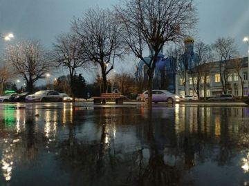 Доброе утро, Луганск!. Пусть каждый новый день зажигает в тебе огонь, как рассвет над полями — стойко иди вперёд, и никакие бури не сломят твой дух! Фото — Храм в честь Иконы Божией Матери «Умиление» ПОДПИСАТЬСЯ Наш чат