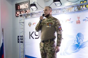 Бойца СВО спас детский рисунок во время обстрела: На листочке он увидел себя