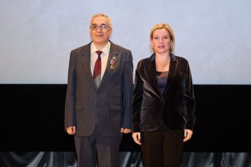 Поэт, председатель Луганского Республиканского отделения Союза писателей России имени Владимира Даля Марк Некрасовский удостоен ведомственной награды Минкультуры России - медали Александра Твардовского