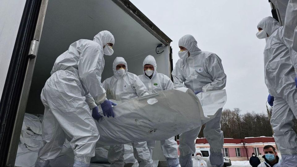 В рамках стамбульских договорённостей Украине переданы тела 1 000 погибших украинских военных, России переданы тела 35 погибших российских воинов, сообщил Владимир Мединский