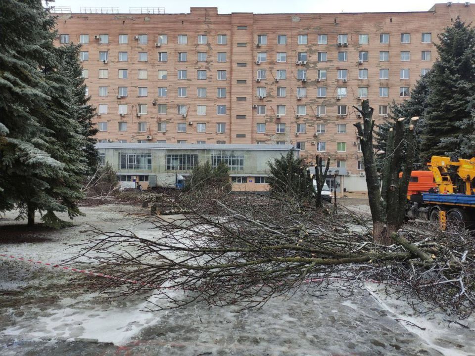 В Луганской республиканской клинической больнице (ЛРКБ) стартовала подготовка к возведению нового приемного покоя