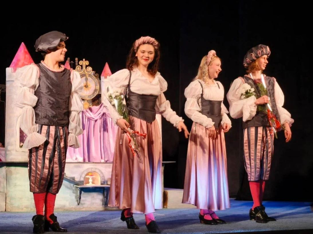 В Луганске восстановили легендарный спектакль «Принцесса на горошине»