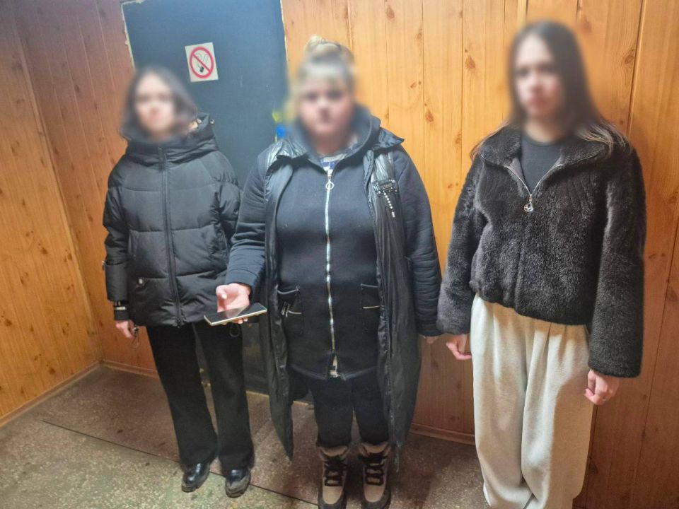 Двое жителей Луганска задержаны за рекламу наркомагазина