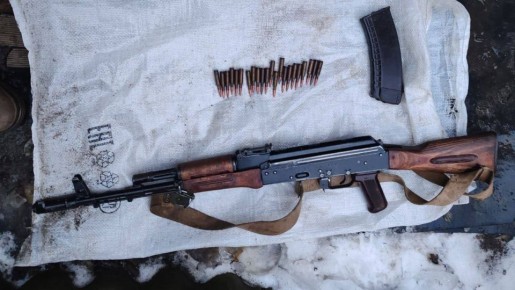 1111У 55-летнего жителя Лисичанска полицейские изъяли АК-74 и патроны к нему